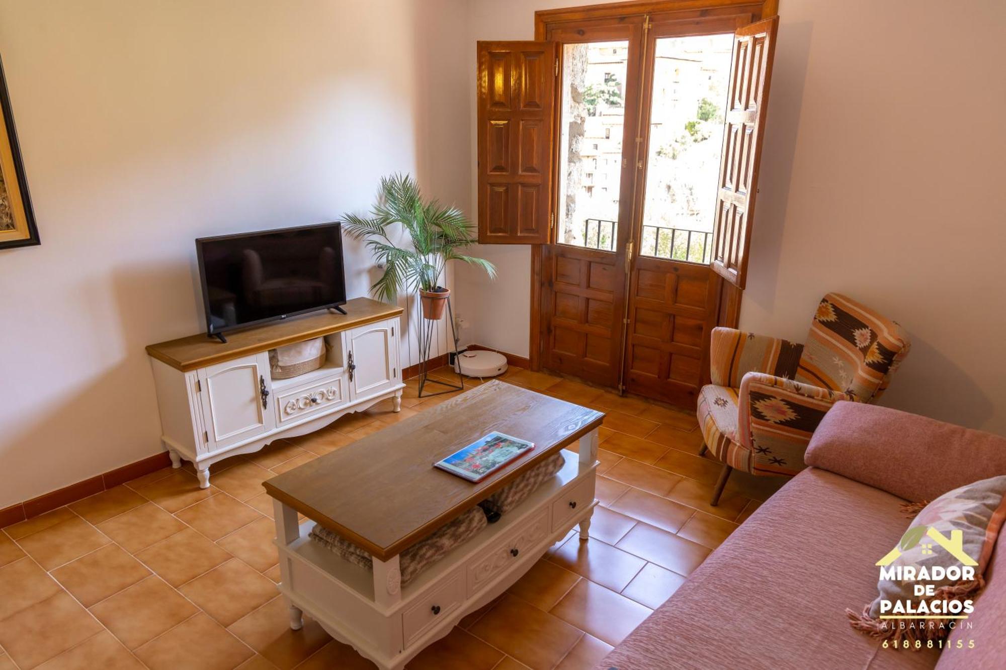 Mirador De Palacios- Centrico Con Vistas Y Parking Cerca Albarracín Exterior foto
